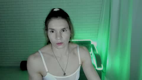 lisa online show from February 5, 2025, 7:53 pm