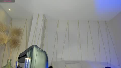 Lisa  Flowers online show from April 6, 2026, 11:00 am