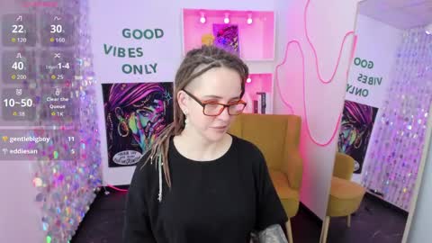 Lisa online show from April 16, 2026, 6:14 am