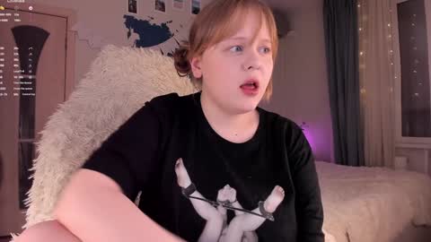 Snapshot of lisalaas chatting on January 21, 2025, 2:59 pm -Lisa- Help me to reach 100 thumbs up3 online show from January 21, 2025, 2:59 pm