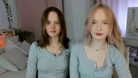 Lisa blonde  Alisa brunette online show from April 25, 2026, 9:23 pm
