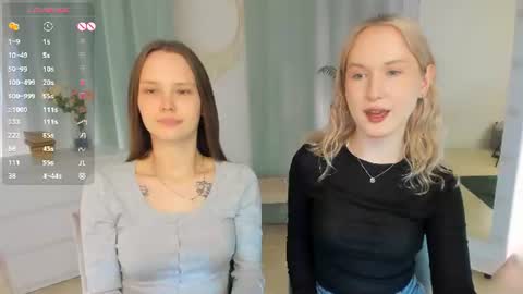 Lisa blonde  Alisa brunette online show from June 18, 2026, 4:22 pm