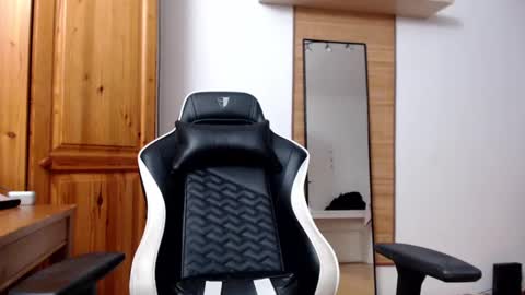 Snapshot of lisaskybaby chatting on January 25, 2025, 7:07 pm Lisaskybaby online show from January 25, 2025, 7:07 pm