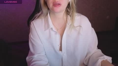 Snapshot of lisenok26 chatting on May 12, 2026, 9:12 pm Anna online show from May 12, 2026, 9:12 pm