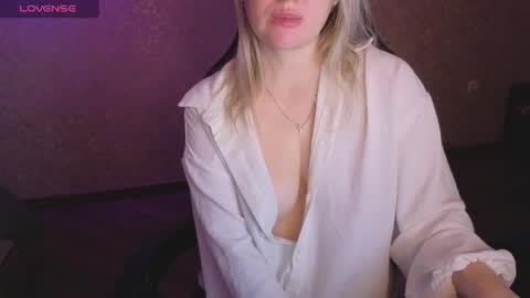 Snapshot of lisenok26 chatting on May 19, 2026, 2:07 am Anna online show from May 19, 2026, 2:07 am