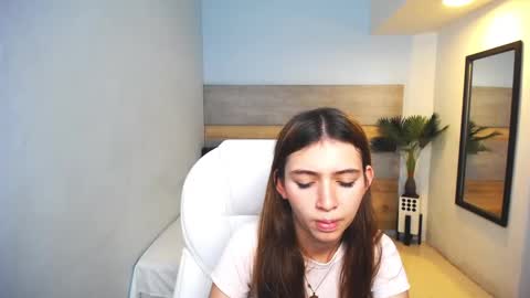 Liseth Fox online show from December 6, 2024, 7:56 pm