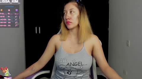 Snapshot of lissa_kim_ chatting on January 16, 2025, 3:24 pm Lissa Kim online show from January 16, 2025, 3:24 pm