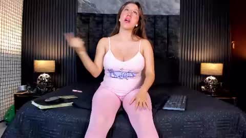Snapshot of lissa_kim_ chatting on July 8, 2026, 8:13 pm Lissa Kim online show from July 8, 2026, 8:13 pm