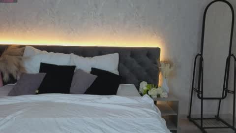 Lissa online show from April 1, 2026, 7:42 am