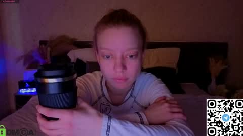 Lissa online show from April 28, 2026, 1:37 am