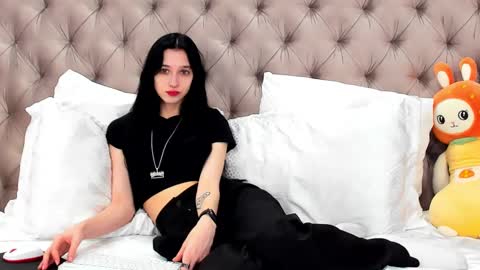 Snapshot of lissaallison chatting on March 8, 2025, 4:12 am LissaAllison online show from March 8, 2025, 4:12 am