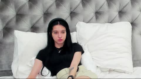 Snapshot of lissaallison chatting on March 11, 2025, 1:56 pm LissaAllison online show from March 11, 2025, 1:56 pm