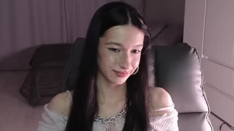 Snapshot of lissaelison chatting on June 20, 2026, 10:12 pm lissaelison online show from June 20, 2026, 10:12 pm