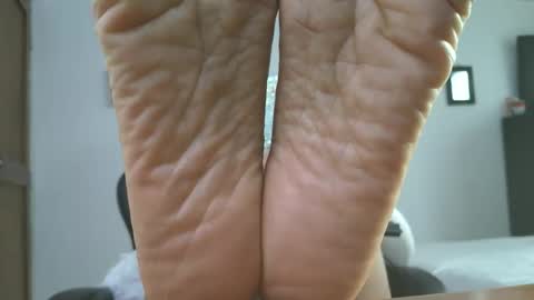 Snapshot of lissafeethot chatting on November 11, 2025, 8:20 pm Lissafeethot online show from November 11, 2025, 8:20 pm