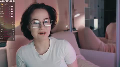 Lissa online show from December 4, 2024, 5:11 pm