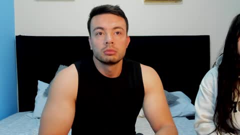 Natalia and alejandro online show from April 22, 2026, 9:44 am