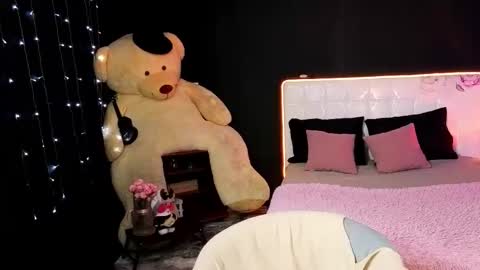 Snapshot of litabrom chatting on November 27, 2025, 2:57 am Lena online show from November 27, 2025, 2:57 am