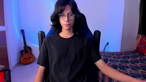 Snapshot of literateboy chatting on January 7, 2025, 11:05 am Literateboy online show from January 7, 2025, 11:05 am