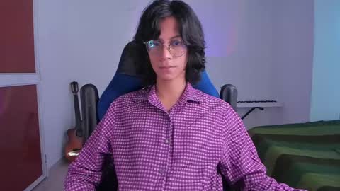 Snapshot of literateboy chatting on January 30, 2025, 11:33 am Literateboy online show from January 30, 2025, 11:33 am