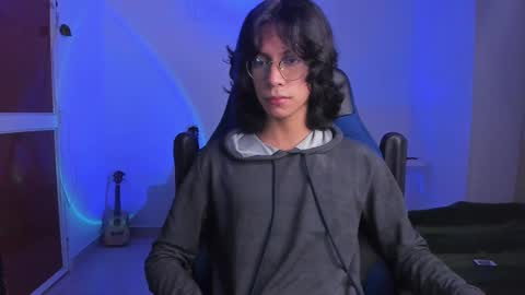 Snapshot of literateboy chatting on February 13, 2025, 11:06 am Literateboy online show from February 13, 2025, 11:06 am