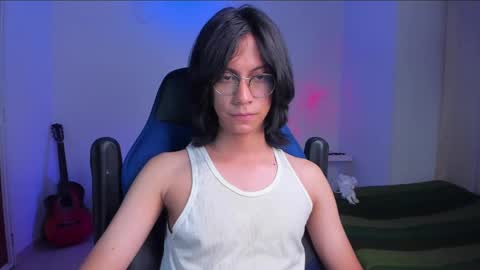 Snapshot of literateboy chatting on March 11, 2025, 12:11 am Literateboy online show from March 11, 2025, 12:11 am