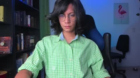 Snapshot of literateboy chatting on September 23, 2025, 1:08 am Literateboy online show from September 23, 2025, 1:08 am