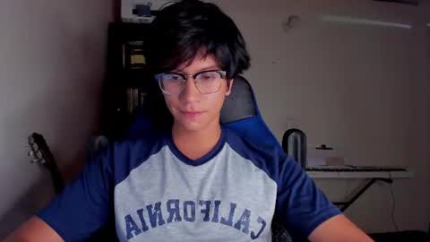 Snapshot of literateboy chatting on June 28, 2026, 1:33 am Literateboy online show from June 28, 2026, 1:33 am