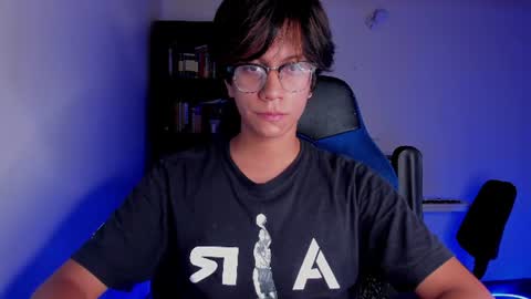 Snapshot of literateboy chatting on July 7, 2026, 1:41 am Literateboy online show from July 7, 2026, 1:41 am