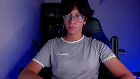 Snapshot of literateboy chatting on July 8, 2026, 1:32 am Literateboy online show from July 8, 2026, 1:32 am