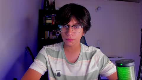 Snapshot of literateboy chatting on July 27, 2026, 1:34 am Literateboy online show from July 27, 2026, 1:34 am