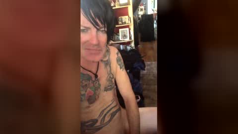 litknick14 online show from January 5, 2026, 5:27 pm