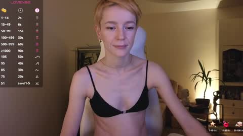 Alisa online show from January 22, 2025, 7:45 pm