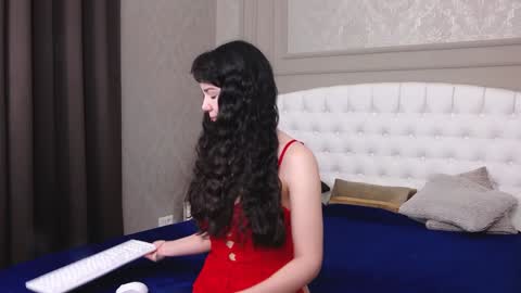 Iris online show from February 6, 2025, 4:21 am