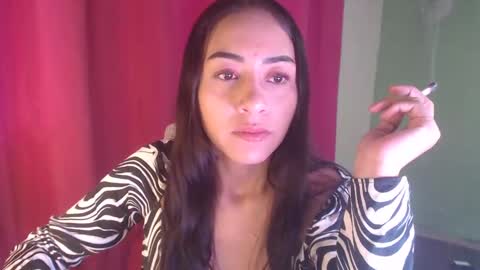 Aliciaparaisss online show from November 5, 2025, 3:17 am