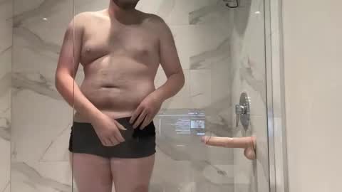 Snapshot of little_boi2much chatting on September 14, 2025, 5:34 pm little_boi2much online show from September 14, 2025, 5:34 pm