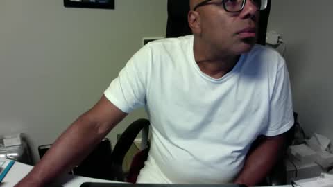 Snapshot of little_buddha chatting on September 11, 2025, 5:46 pm Pure Black Power online show from September 11, 2025, 5:46 pm