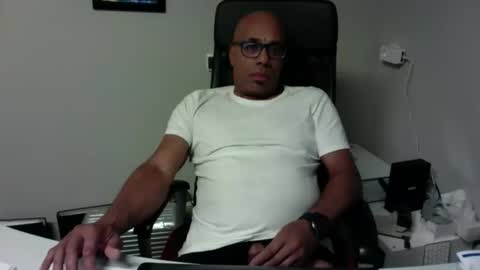 Snapshot of little_buddha chatting on September 30, 2025, 7:08 pm Pure Black Power online show from September 30, 2025, 7:08 pm
