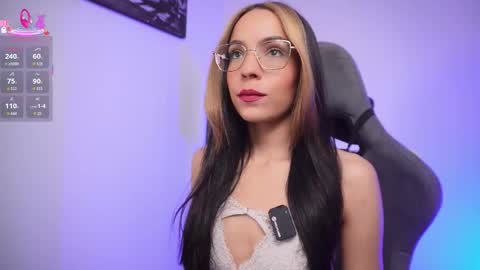 Help me reach 100 likes online show from November 27, 2025, 7:16 pm