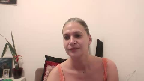 little_heart_andreea online show from March 1, 2026, 11:29 pm