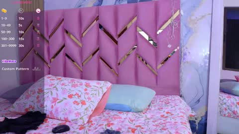 Snapshot of little_kayla_ chatting on September 12, 2025, 3:17 am kayla  Instagram kayla 71082 online show from September 12, 2025, 3:17 am