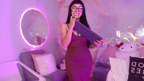 Paulette online show from April 19, 2026, 4:01 am