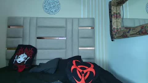 Mia online show from February 14, 2026, 11:18 am