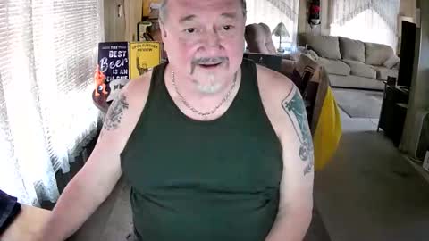 Littled83057 online show from April 4, 2026, 6:05 pm