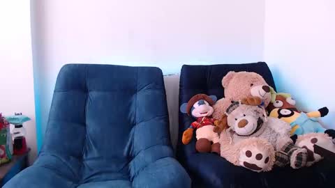 Manu online show from March 20, 2026, 9:30 pm