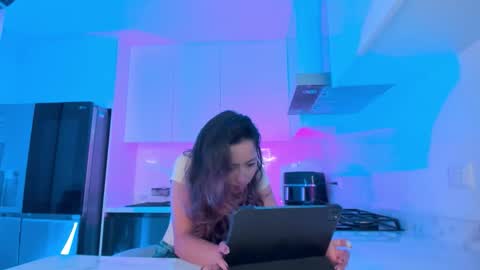 littlee_emma_ online show from December 20, 2025, 1:56 am