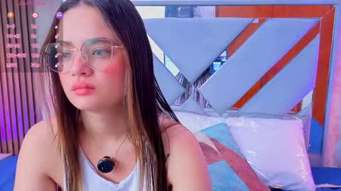 Sara online show from May 12, 2026, 11:18 am