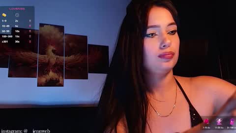 Snapshot of littlejennifer_ chatting on December 19, 2025, 9:55 pm Jennifer de Len online show from December 19, 2025, 9:55 pm