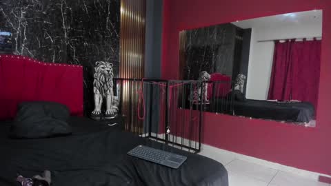 Litllekloe online show from January 14, 2025, 10:34 pm