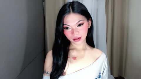 Snapshot of littlelace_ chatting on March 15, 2026, 10:32 am littlelace_ online show from March 15, 2026, 10:32 am