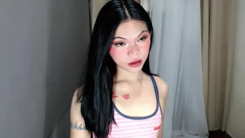 Snapshot of littlelace_ chatting on March 18, 2026, 9:40 pm littlelace_ online show from March 18, 2026, 9:40 pm